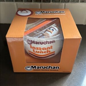 NWT Maruchan Ramen Noodle 4 piece set